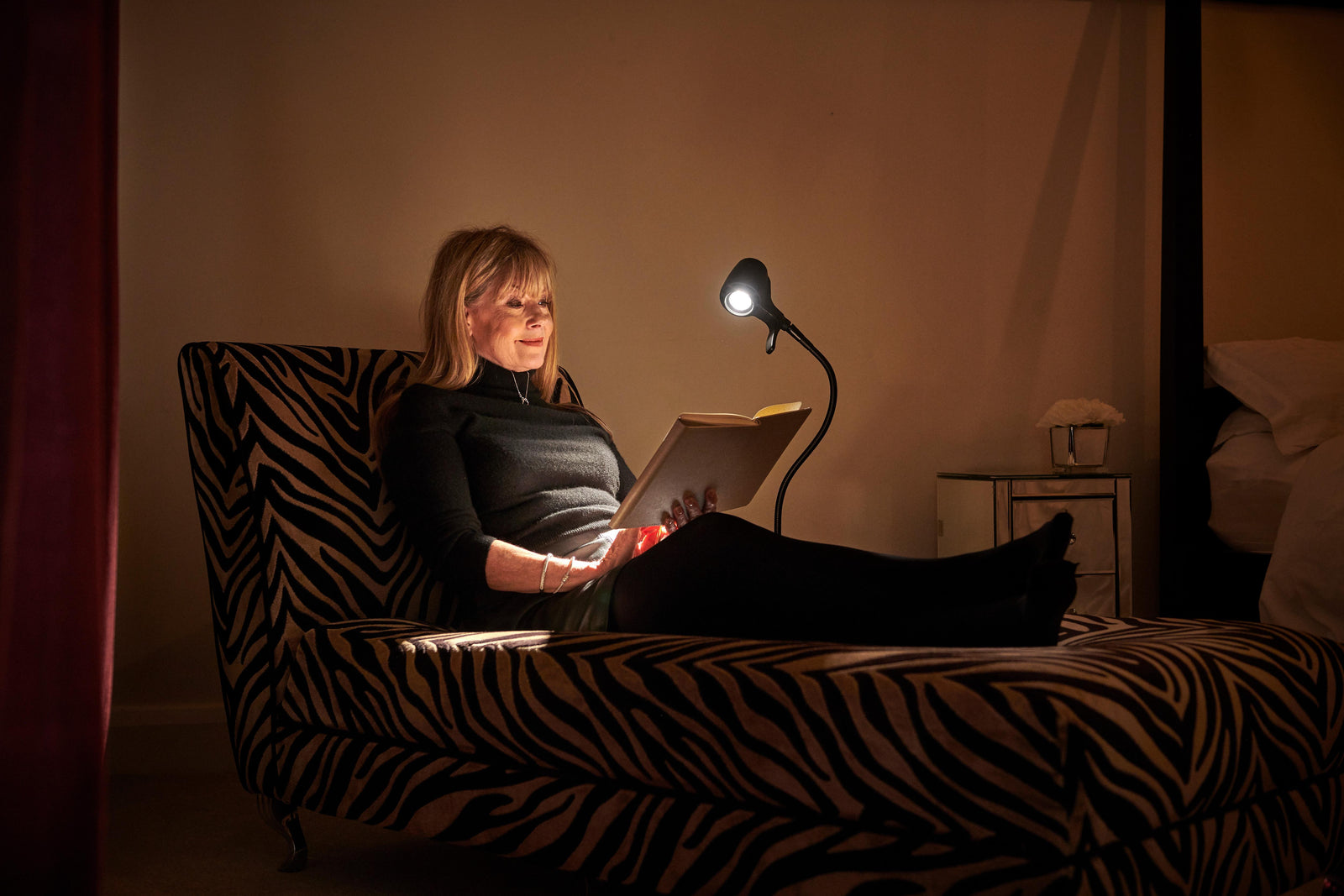 High Definition Table Light